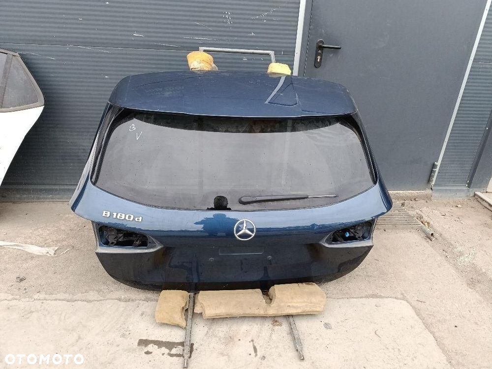 MERCEDES B W247 KLAPA BAGAŻNIKA - 1
