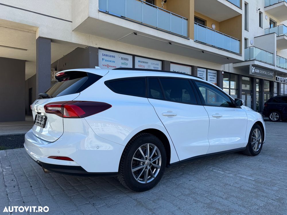 Ford Focus 1.5 EcoBlue Start-Stopp-System Aut. TITANIUM STYLE - 5