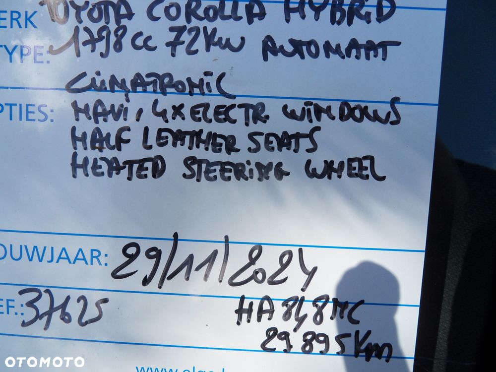 Toyota Corolla 1.8 Hybrid Selection - 10
