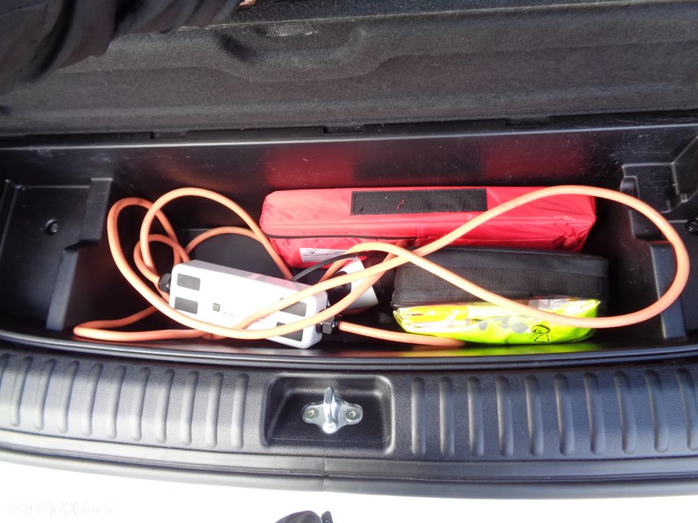 Kia Ceed 1.6 GDI DCT OPF Platinum Edition - 21