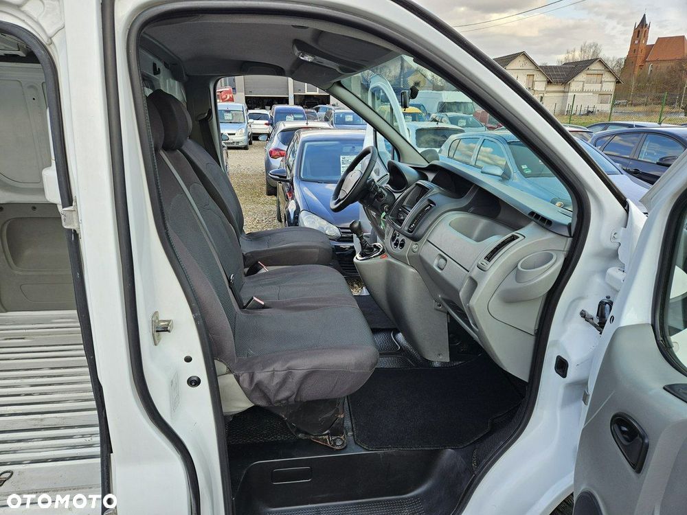 Renault Trafic - 13