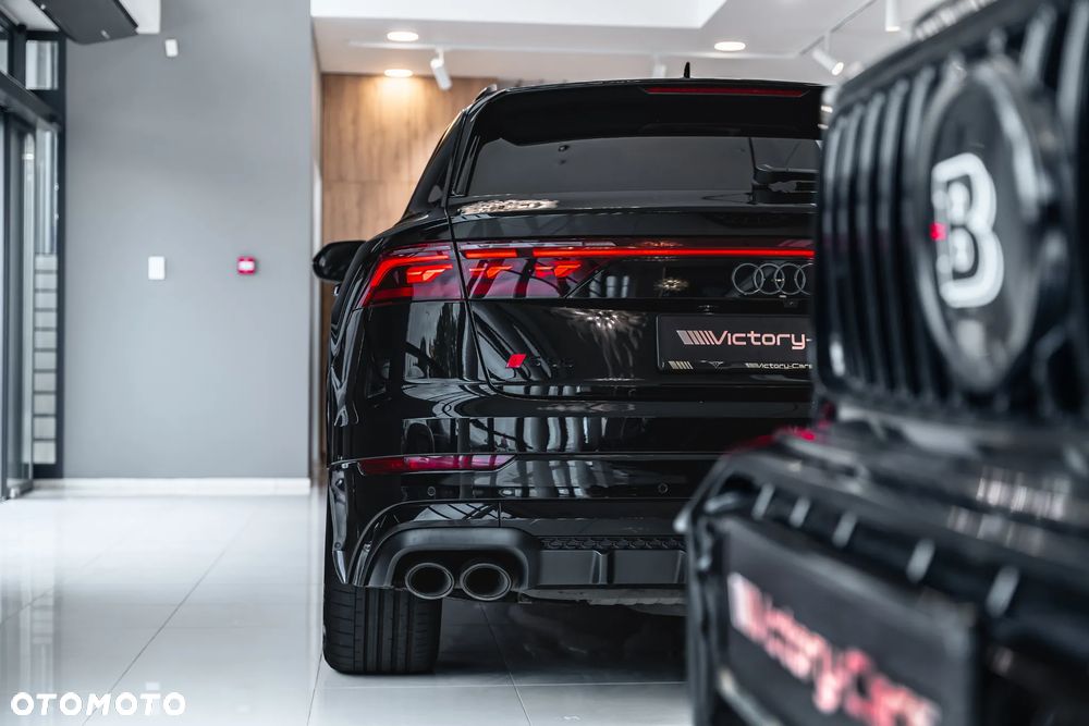 Audi SQ8 - 16