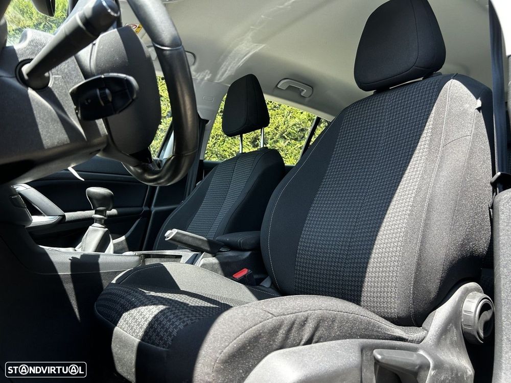 Peugeot 308 1.2 PureTech Style - 5