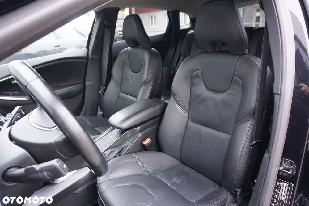 Volvo V40 D3 Summum - 35