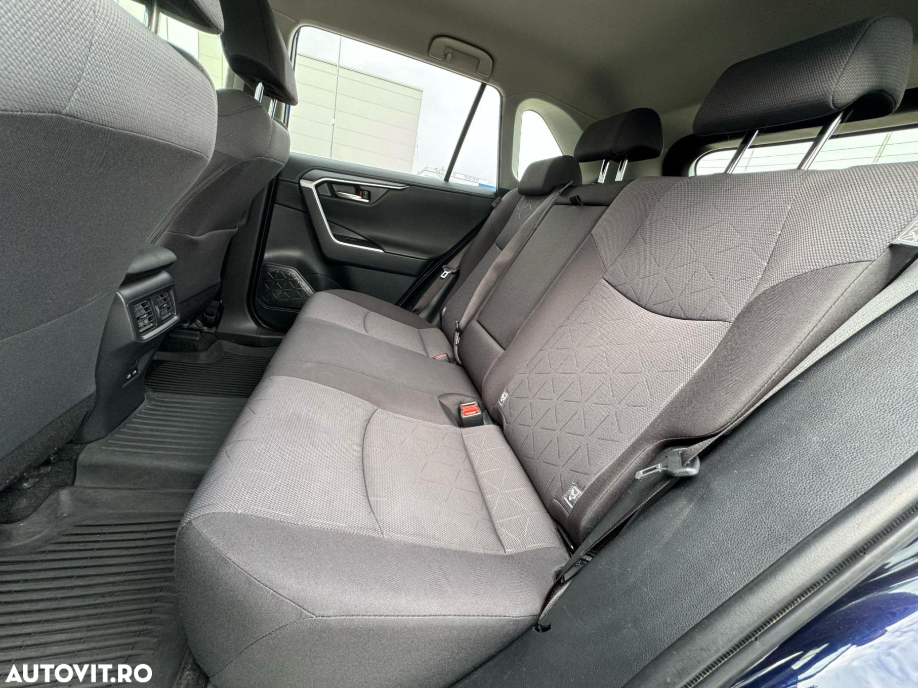 Toyota RAV4 2.0P CVT AWD Dynamic - 17