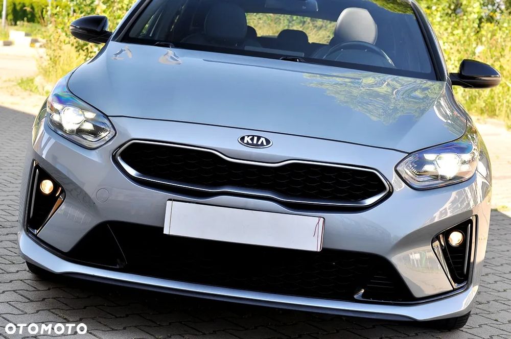 Kia ProCeed 1.4 T-GDI DCT7 OPF GT LINE - 9