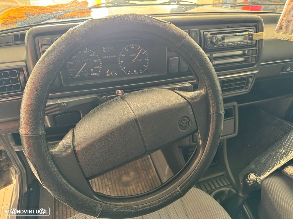 VW Golf 1.6 Special - 6
