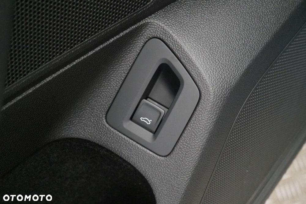 Volkswagen Passat - 18