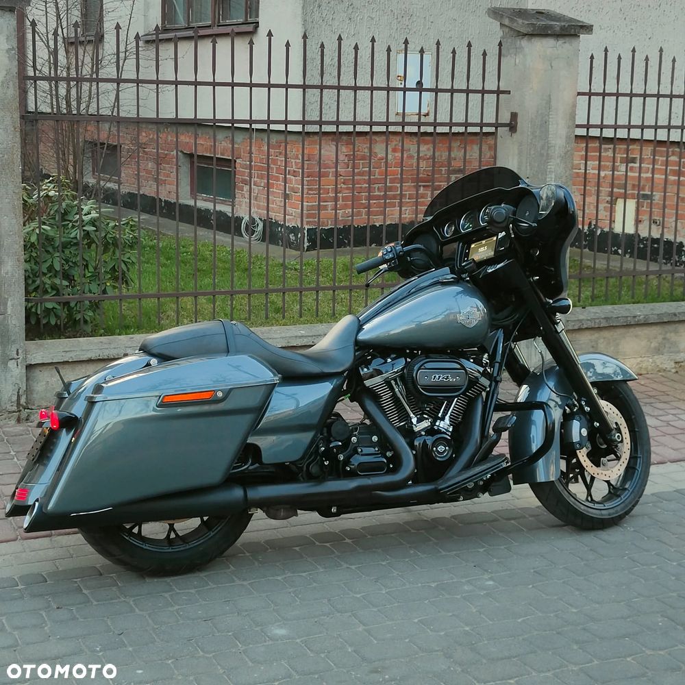 Harley-Davidson Touring Street Glide - 3