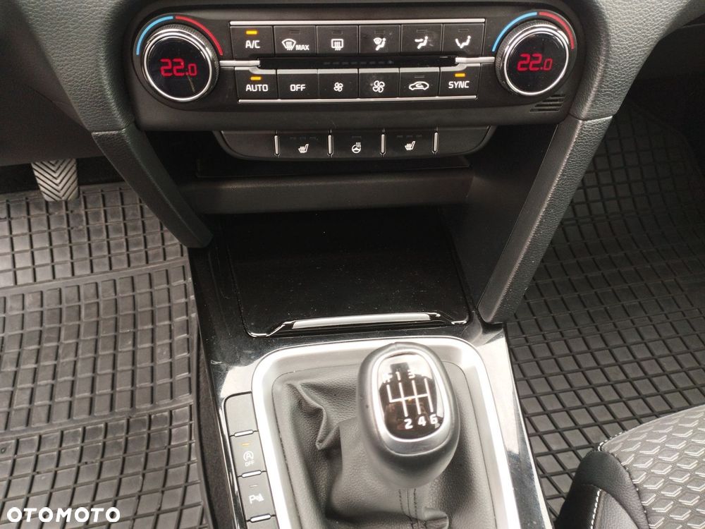 Kia Ceed 1.5 T-GDI Tribute - 15