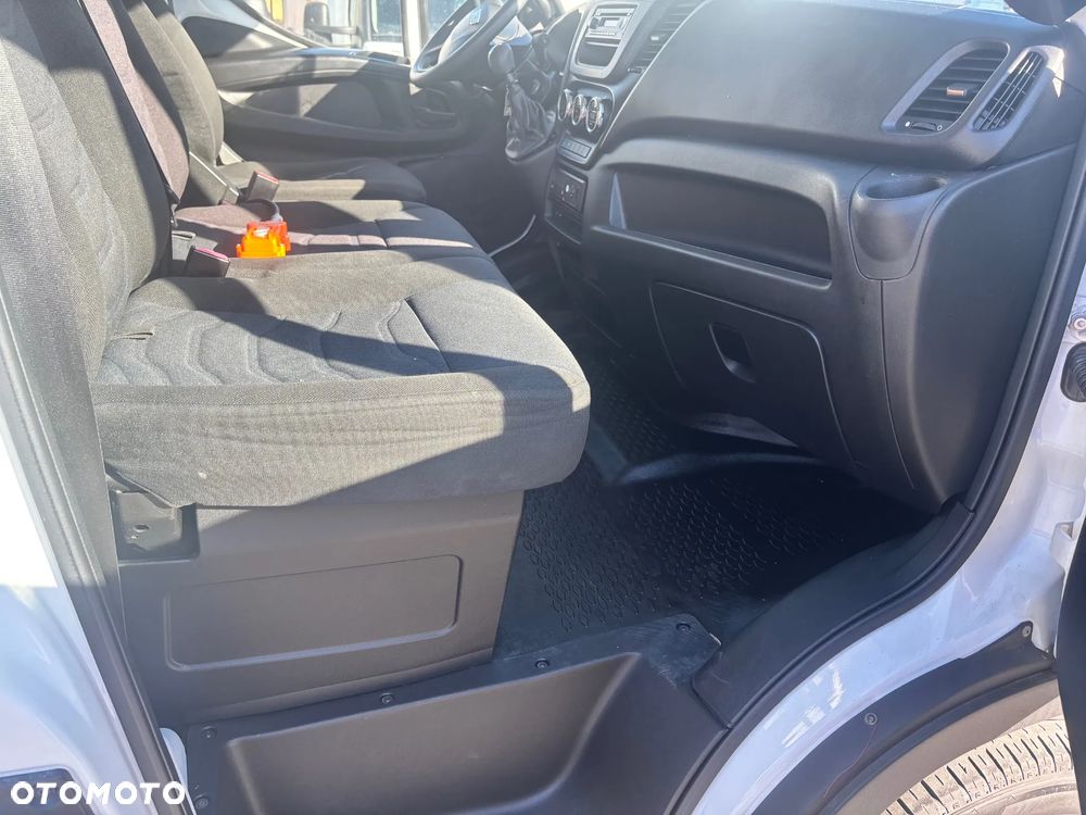 Iveco DAILY 65C15,65C17,65C18,70C15,70C17,70C18,72C15,72C17,72C18 - 8