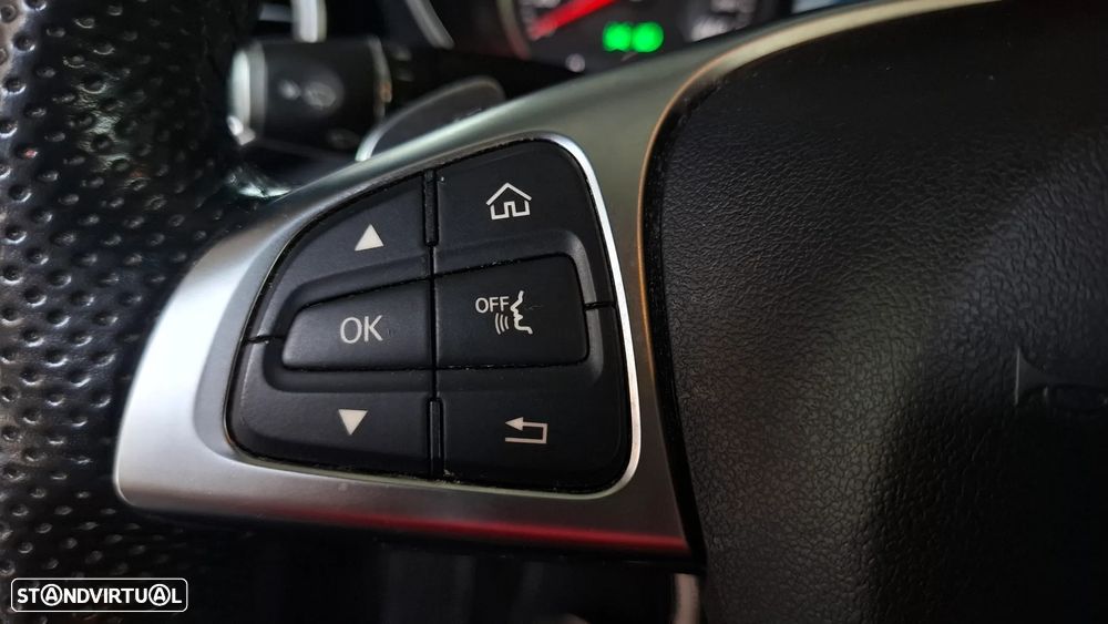 Mercedes-Benz C 350 e - 52