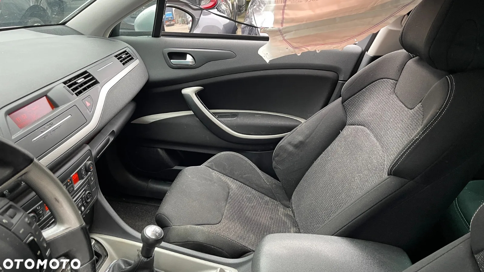 Citroën C5 1.6 HDi Attraction - 4