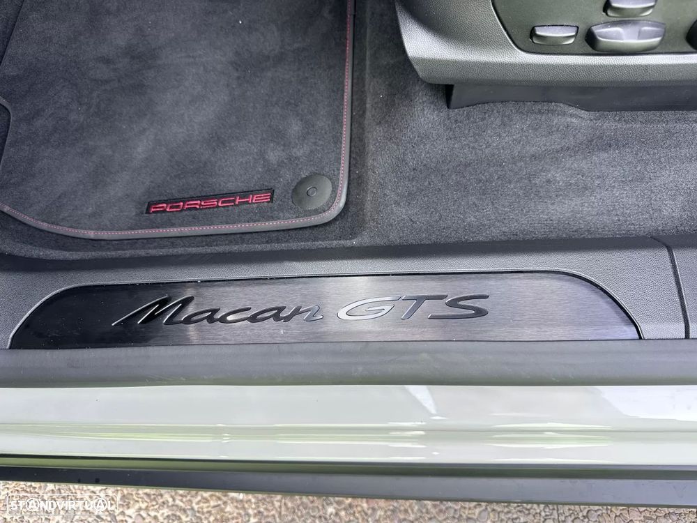 Porsche Macan Electric GTS - 30