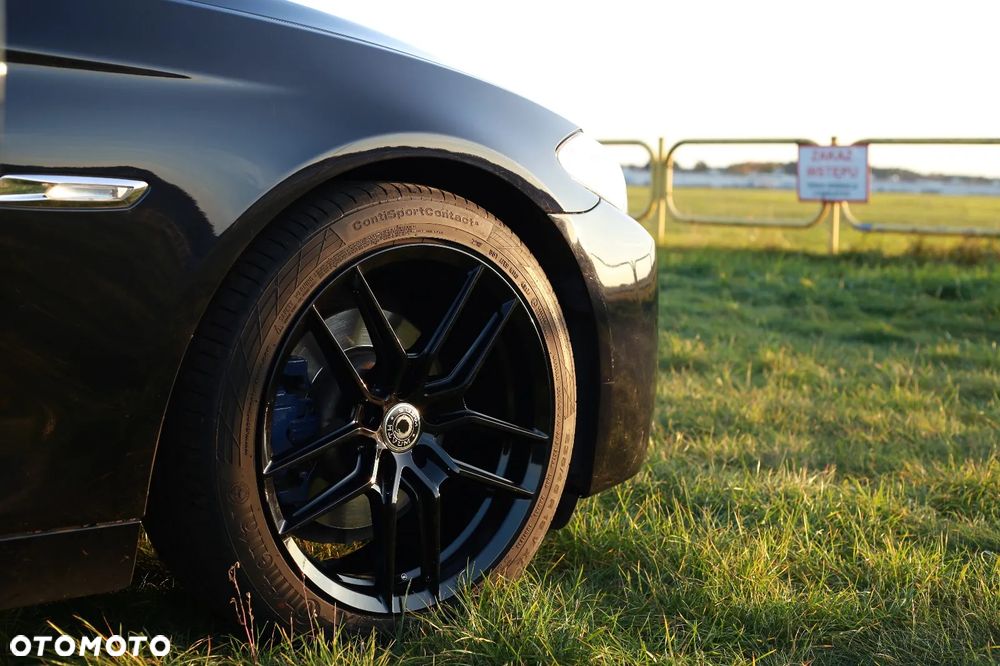 BMW Seria 5 520d Sport-Aut - 9