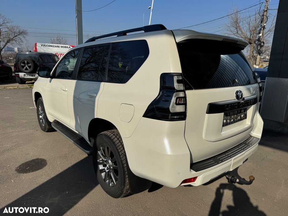 Toyota Land Cruiser 2.8l D-4D 204 CP A/T 7 locuri Luxury AVS Black - 8