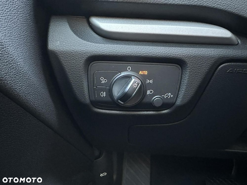 Audi A3 Sportback 1.0 TFSI S tronic - 12