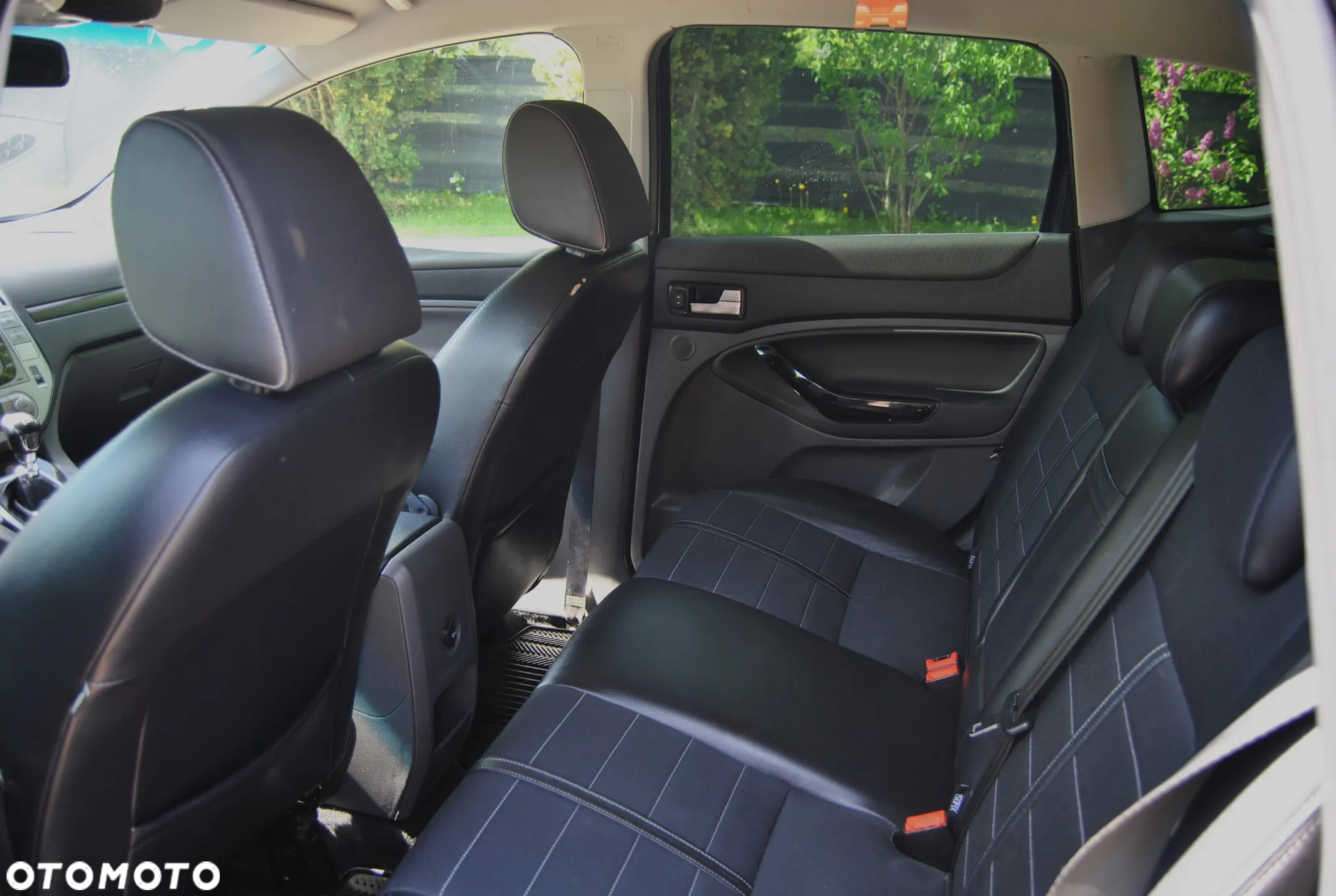 Ford Kuga 2.0 TDCi 4WD Titanium - 6