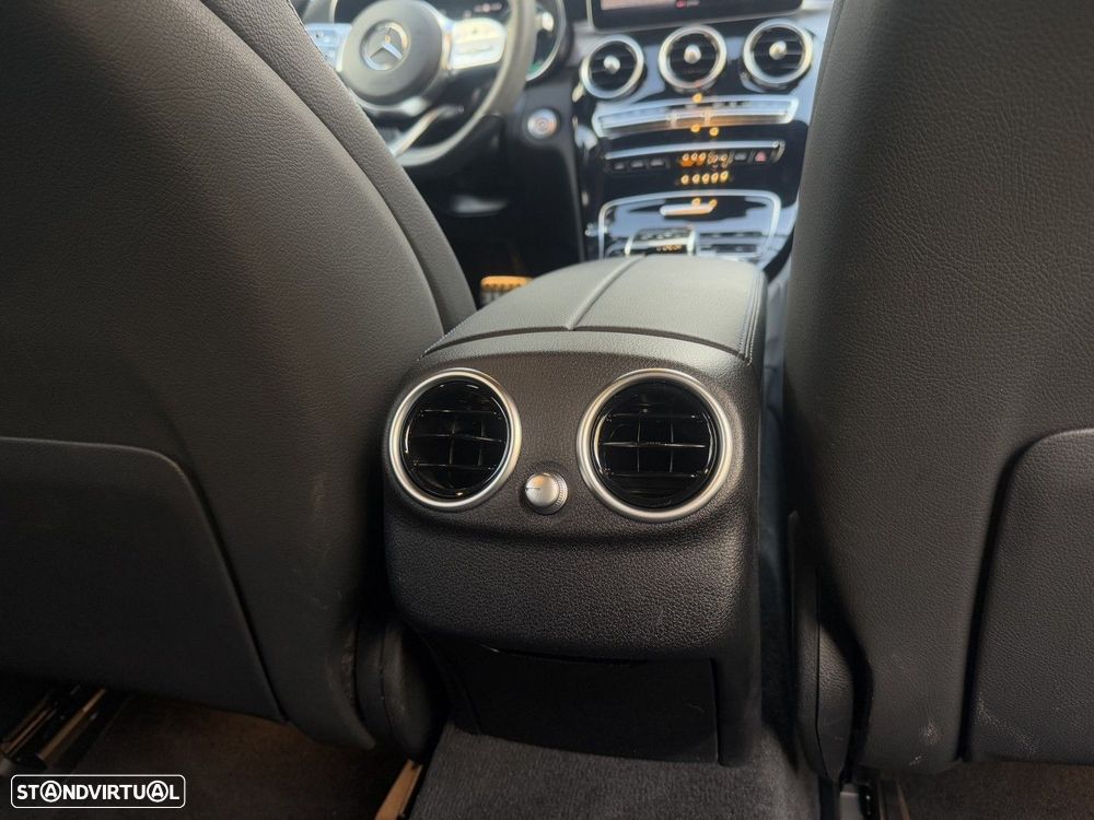 Mercedes-Benz C 300 e AMG Line - 20