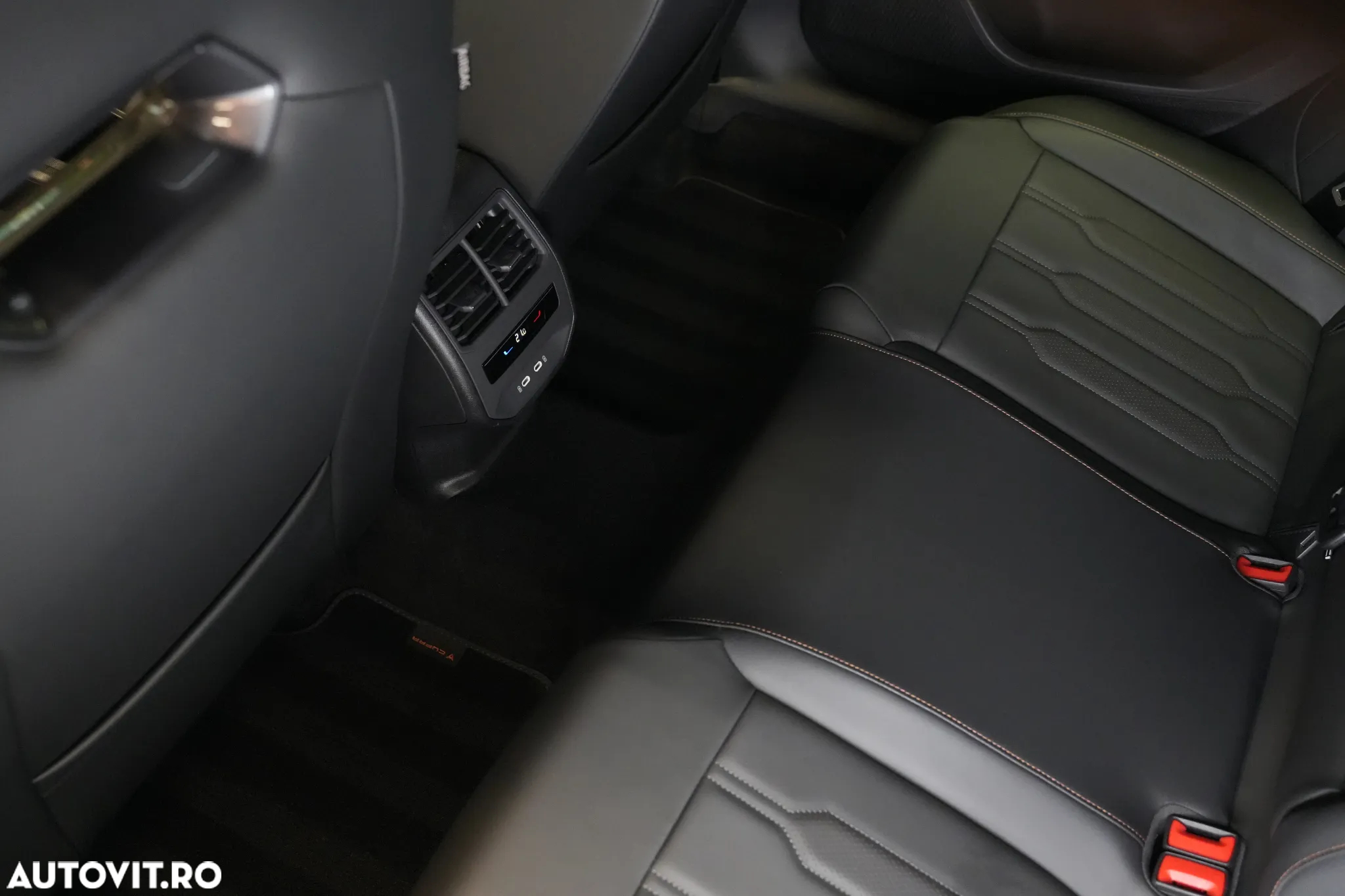 Cupra Formentor VZ5 2.5 TSI 4DRIVE DSG - 13
