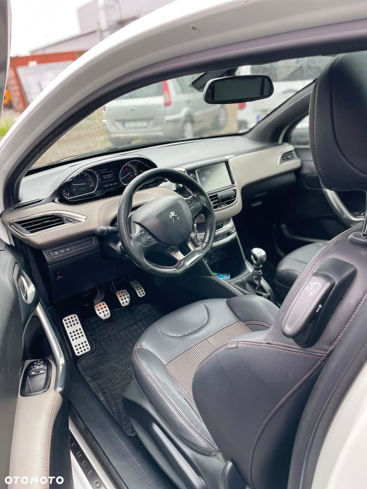 Peugeot 208 1.6 e-HDi Allure STT - 7