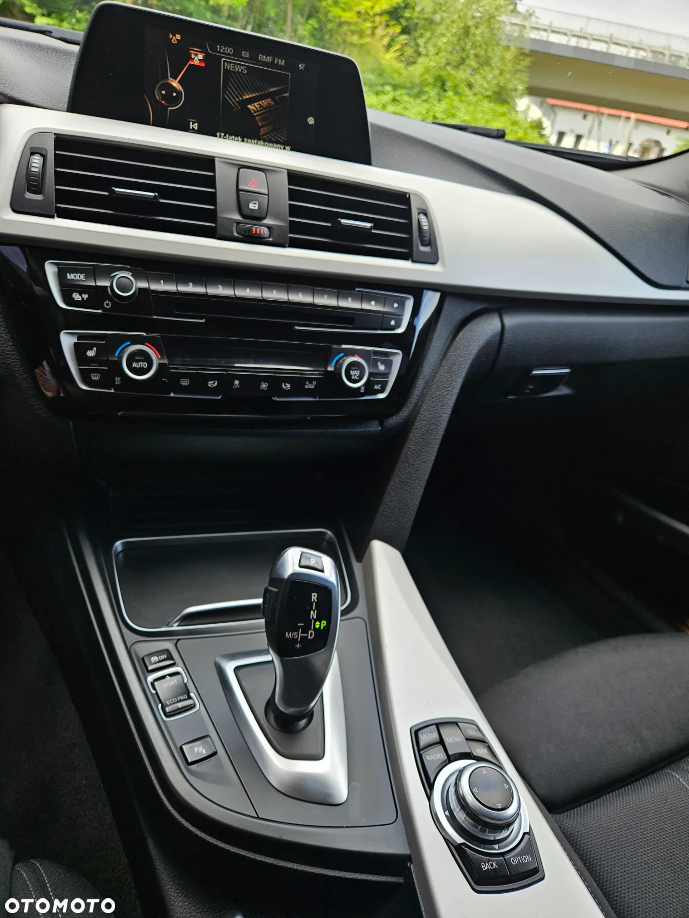 BMW Seria 3 320d - 14
