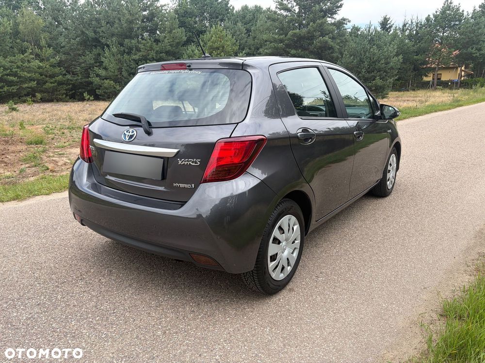 Toyota Yaris Hybrid 100 Active EU6 - 3