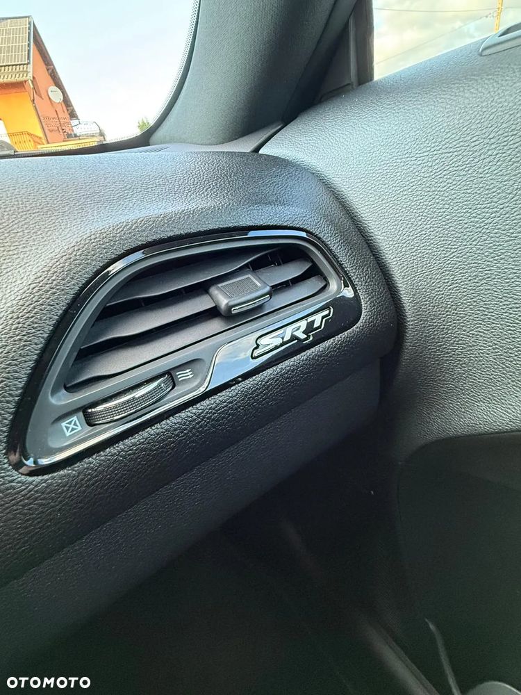 Dodge Challenger Automatik SRT 392 - 25