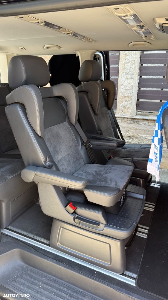 Volkswagen Multivan - 18