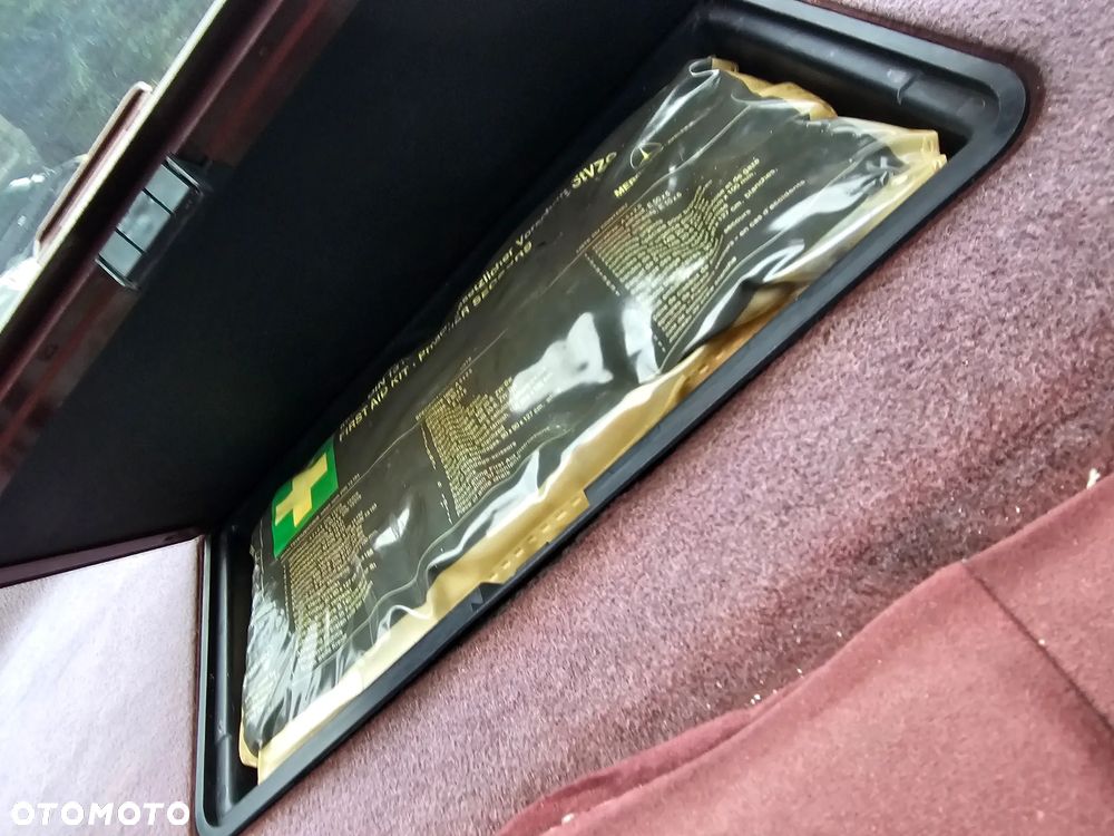 Mercedes-Benz W124 (1984-1993) - 12