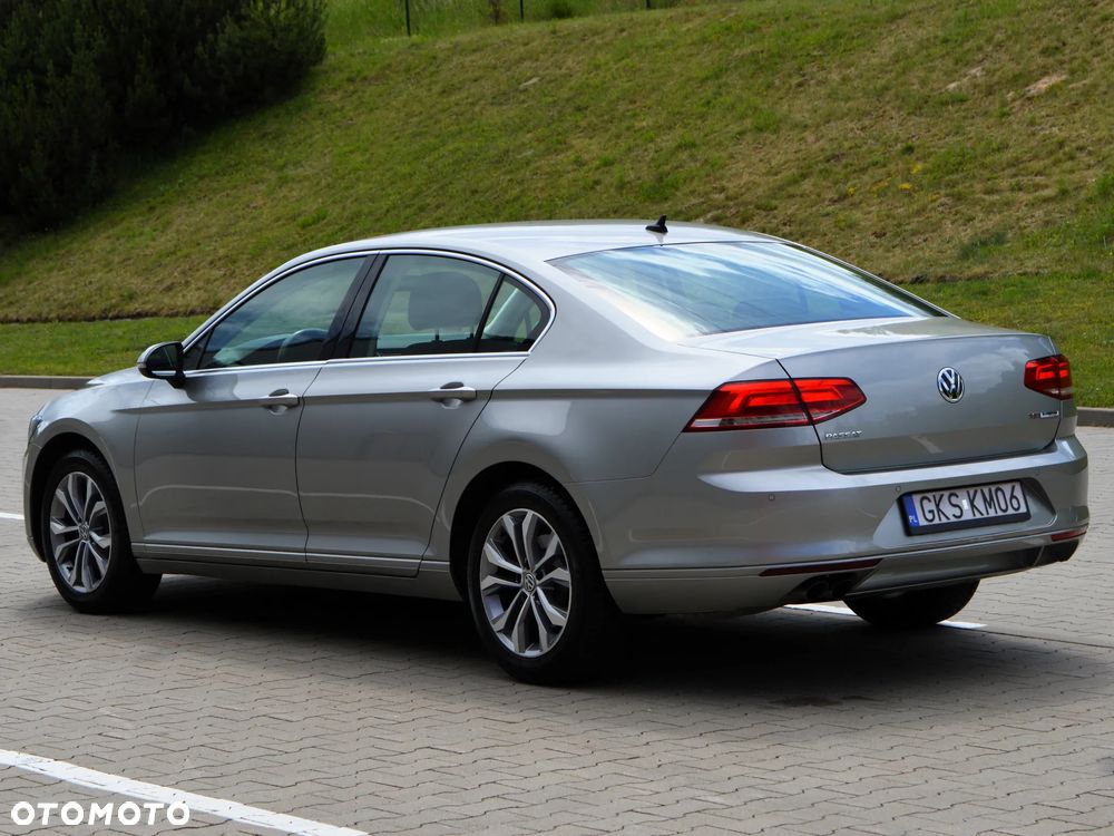 Volkswagen Passat 1.8 TSI BMT Comfortline DSG - 4