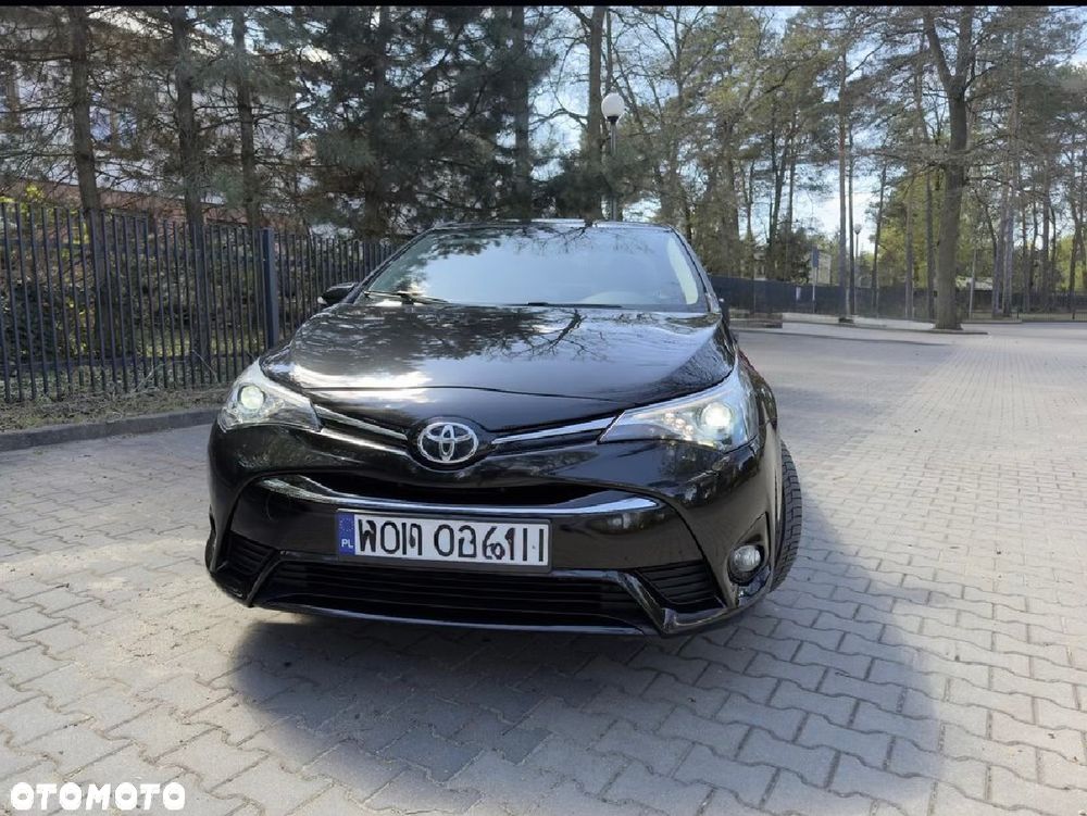 Toyota Avensis 2.0 D-4D Prestige - 4
