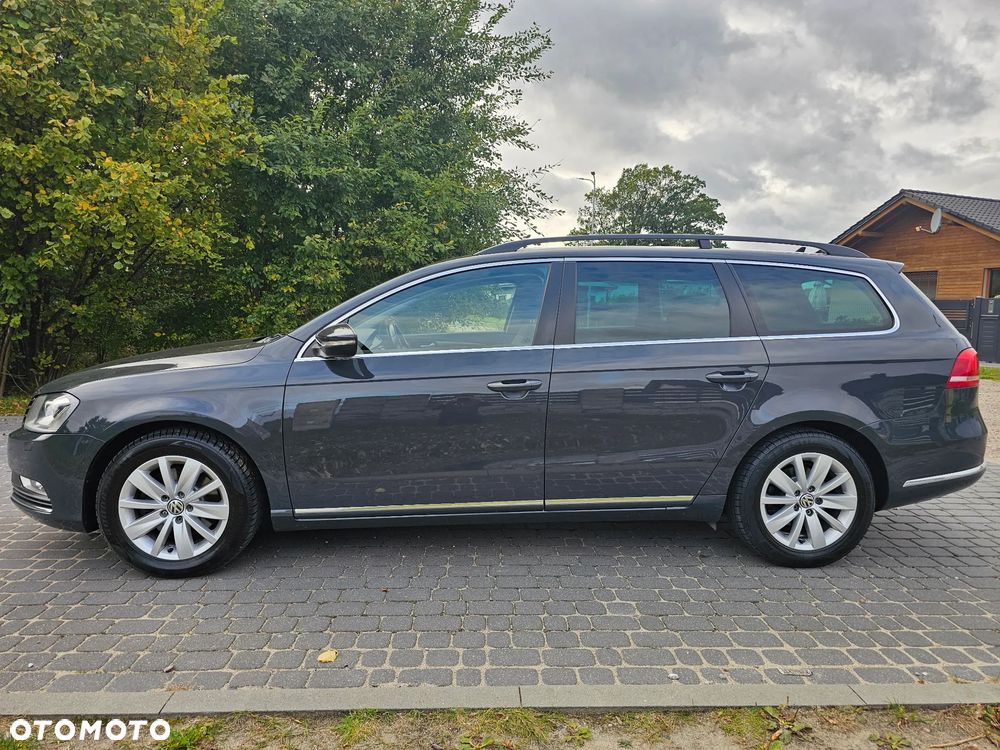 Volkswagen Passat - 16