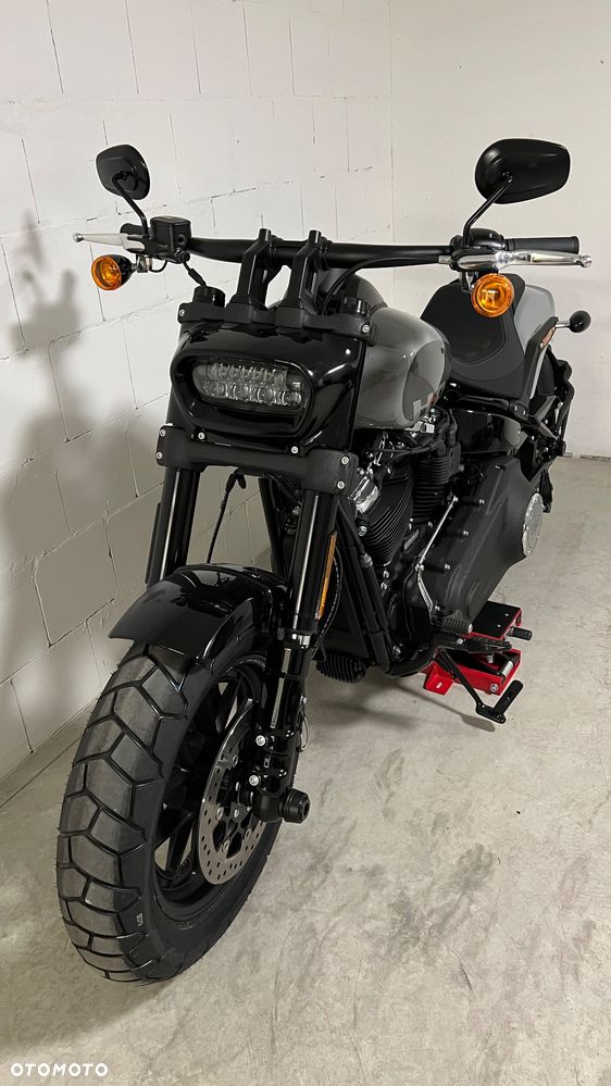 Harley-Davidson Softail Fat Bob - 2