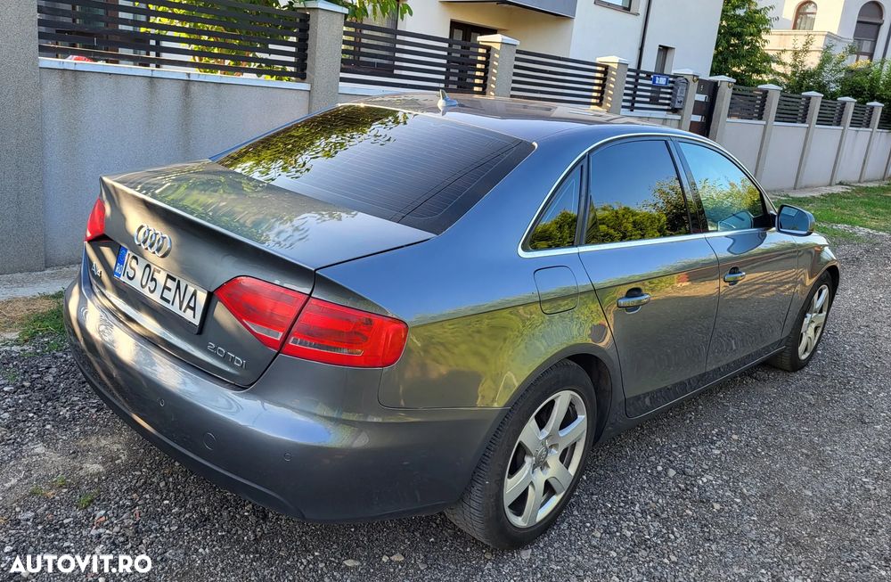 Audi A4 2012 photo 4