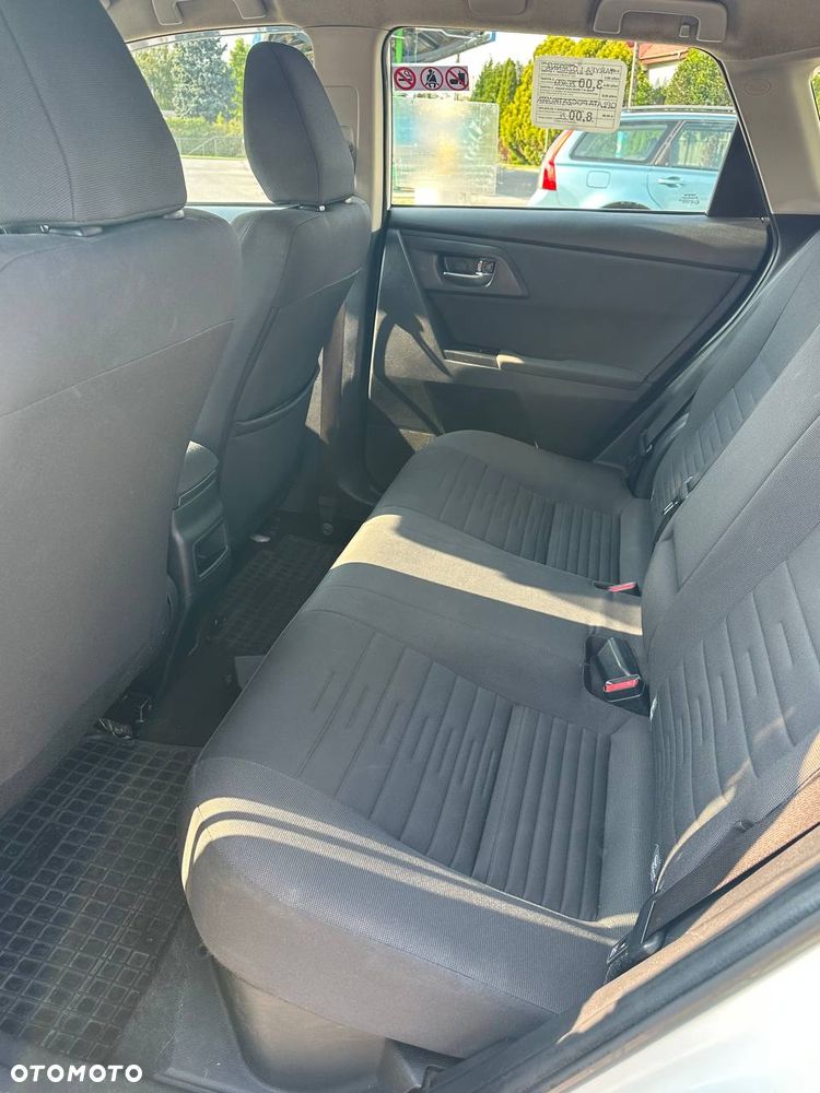 Toyota Auris 1.8 Executive - 8