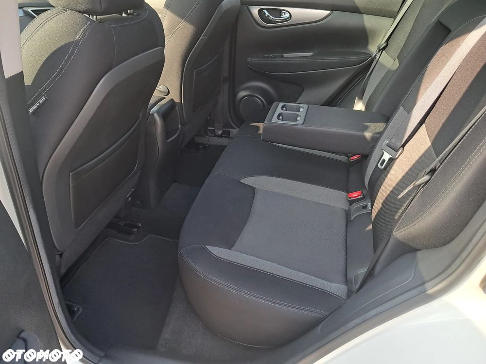 Nissan Qashqai 1.2 DIG-T N-Vision EU6 - 18