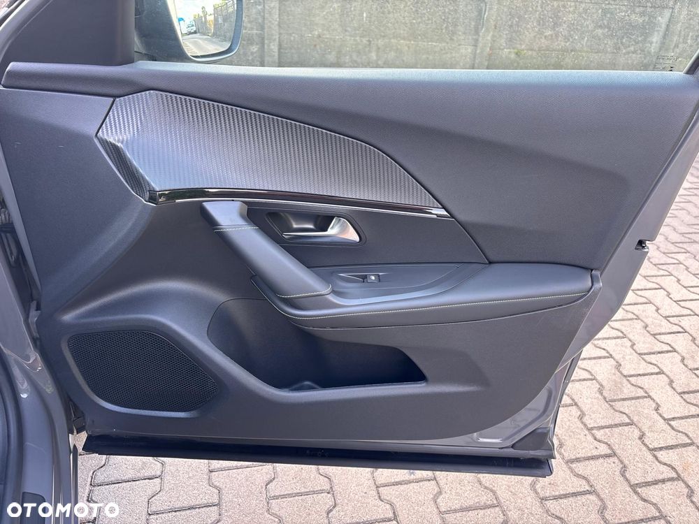 Peugeot 2008 PureTech 130 GT S&S EAT8 - 18