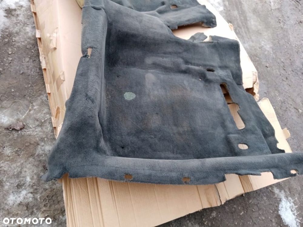 DYWAN WYKŁADZINA TYŁ BMW E32 LONG - 2