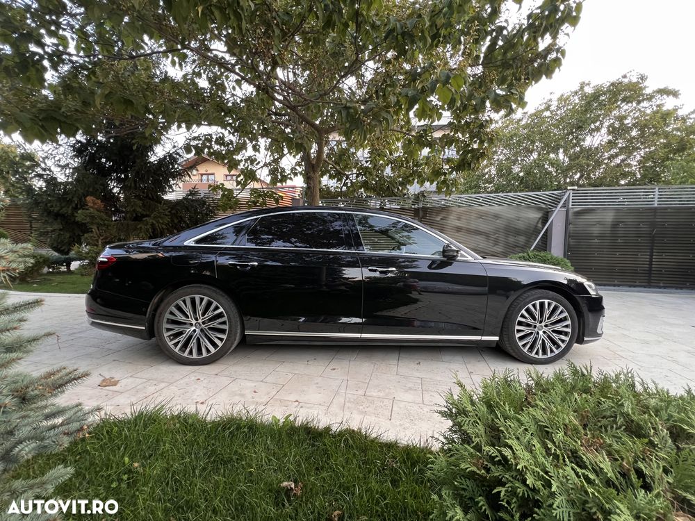 Audi A8 - 7