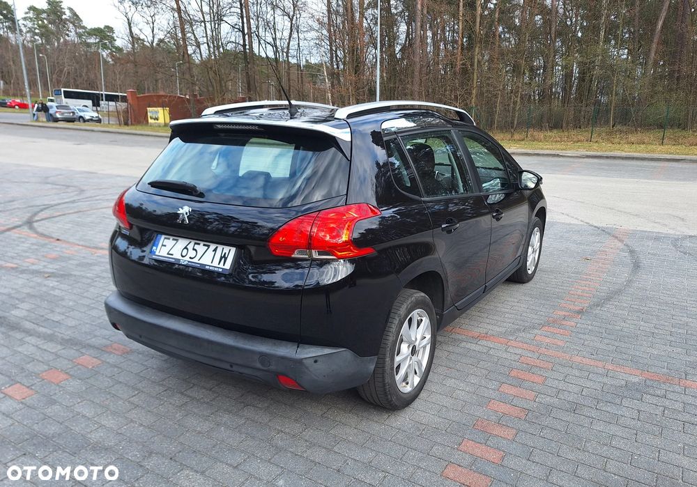 Peugeot 2008 BlueHDi 100 STOP & START Allure - 6