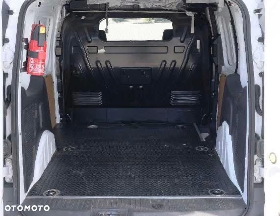 Ford Transit Connect - 14