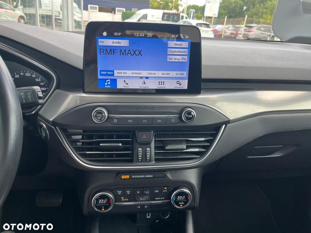Ford Focus 1.0 EcoBoost Titanium - 10