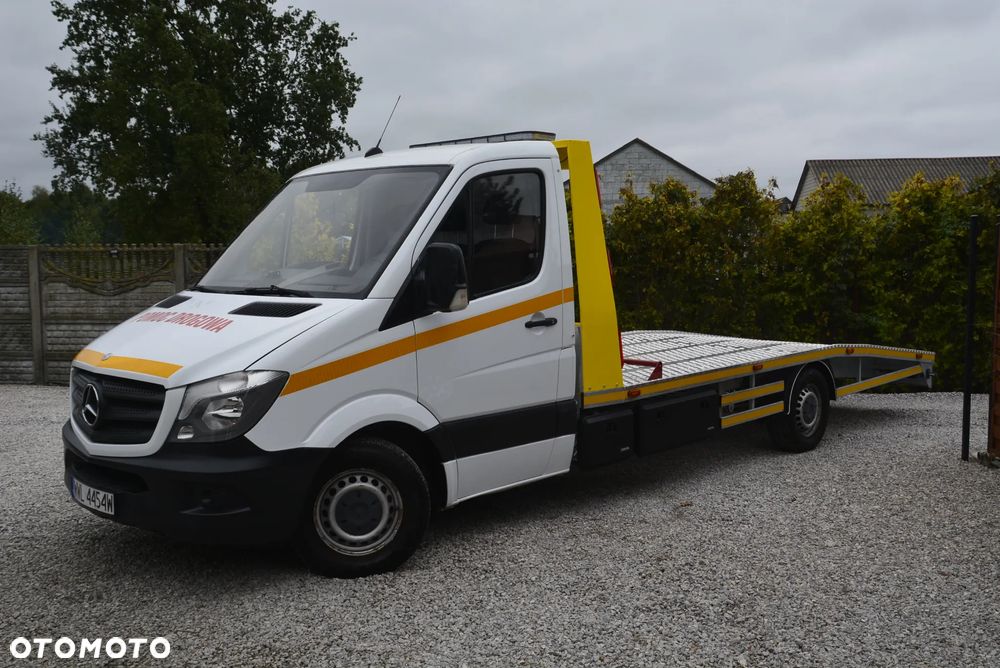 Mercedes-Benz Sprinter - 10