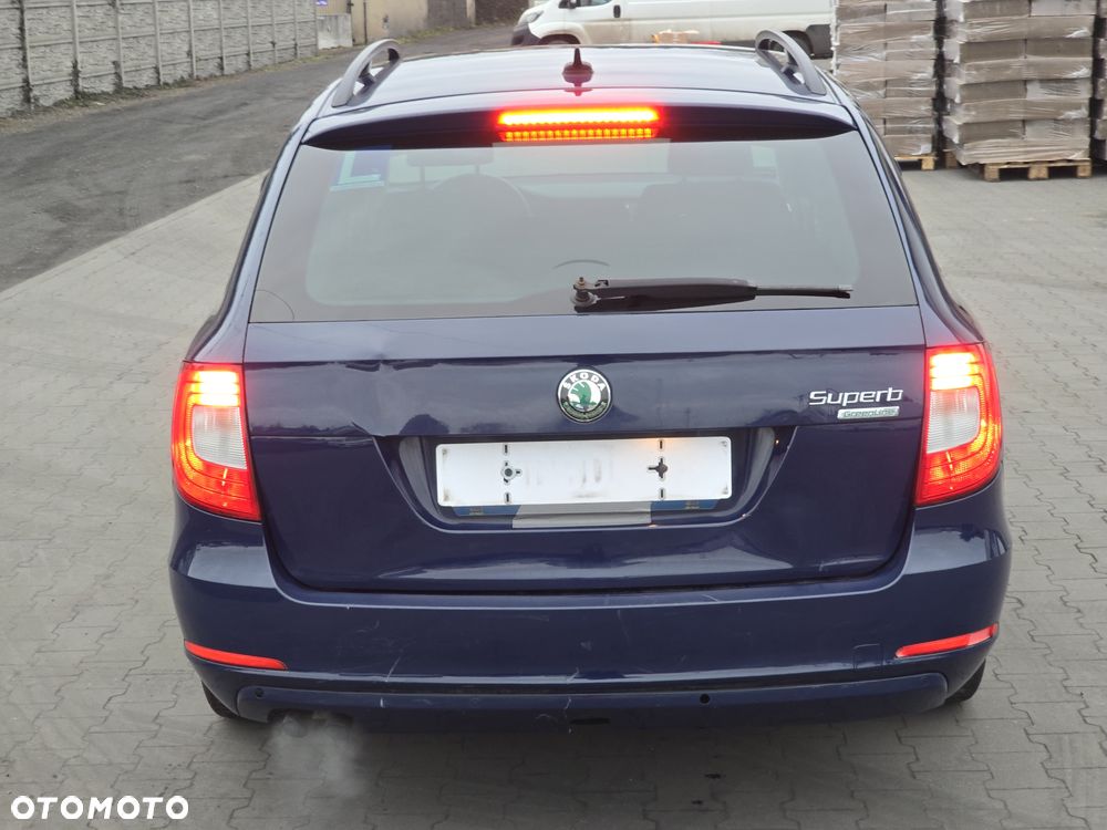Skoda Superb 1.6 TDI Active Greenline - 6
