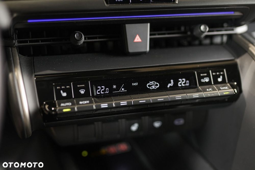 Toyota C-HR - 26
