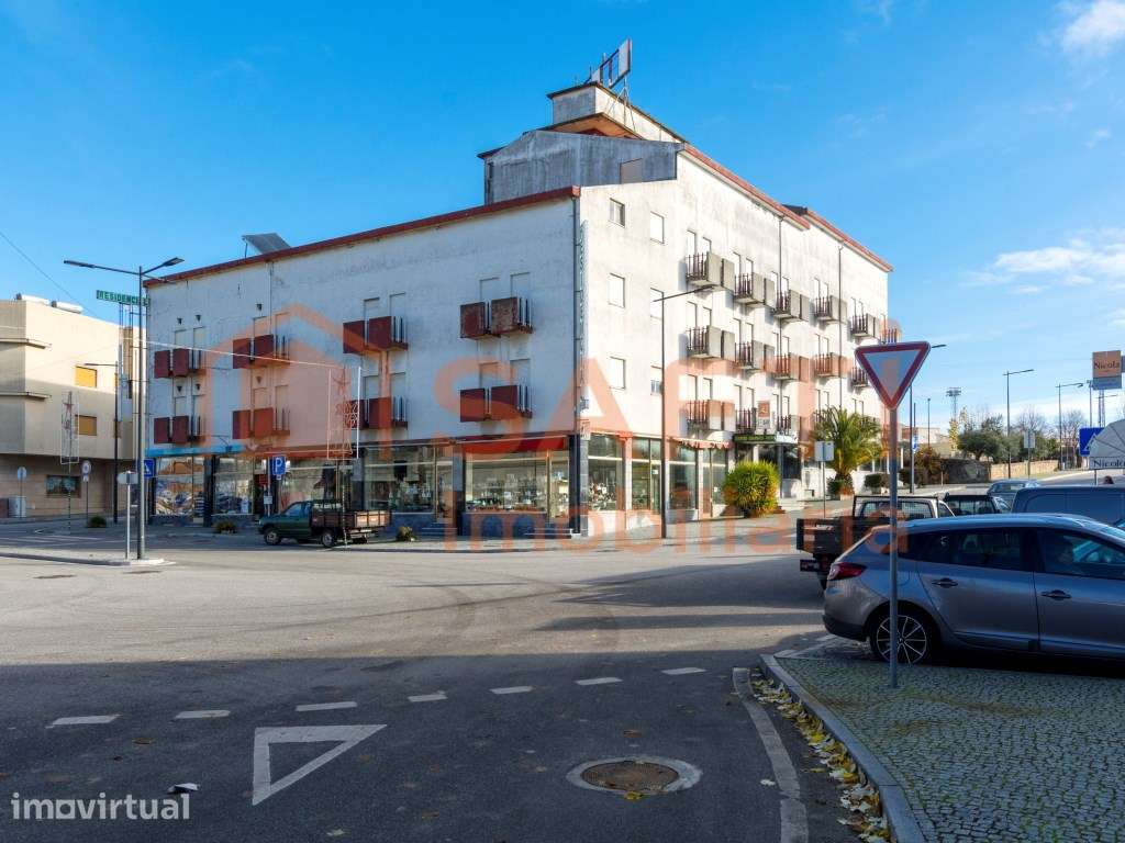 Estabelecimento de HOSPEDAGEM, COMÉRCIO E SERVIÇOS no centro de Vil... - Grande imagem: 3/10