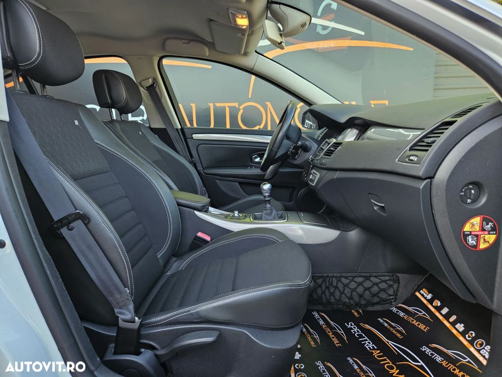 Renault Laguna dCi 110 FAP Dynamique - 13