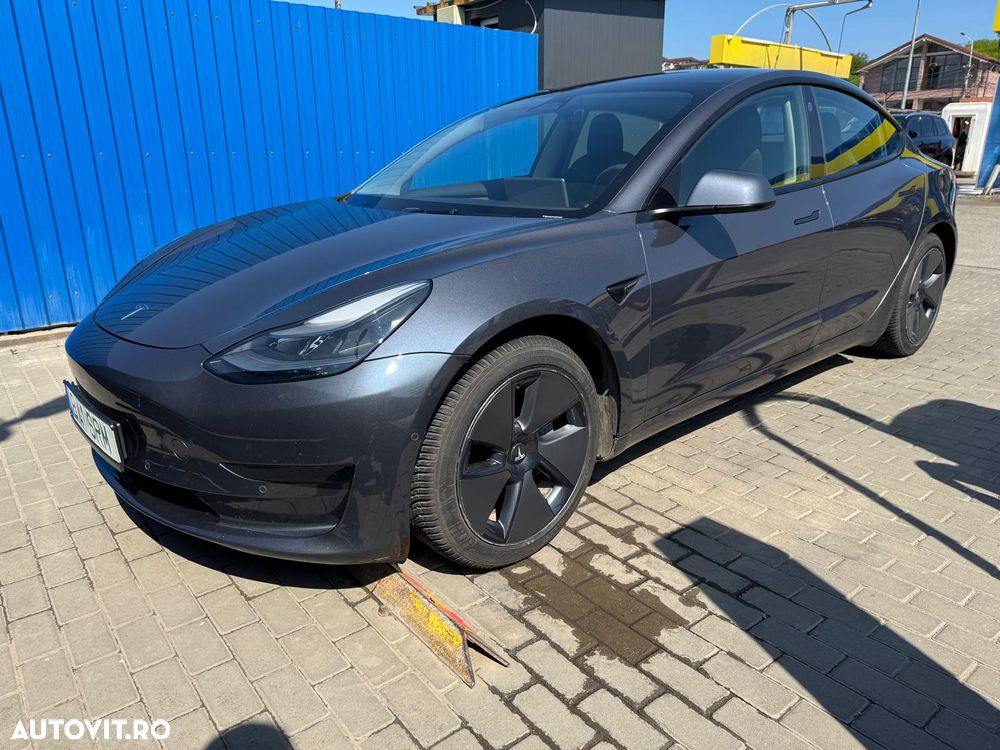 Tesla Model 3 Standard - 2