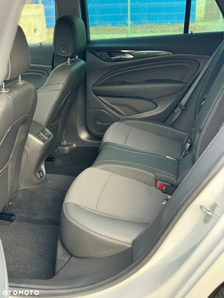 Opel Insignia 2.0 CDTI Cosmo S&S - 23